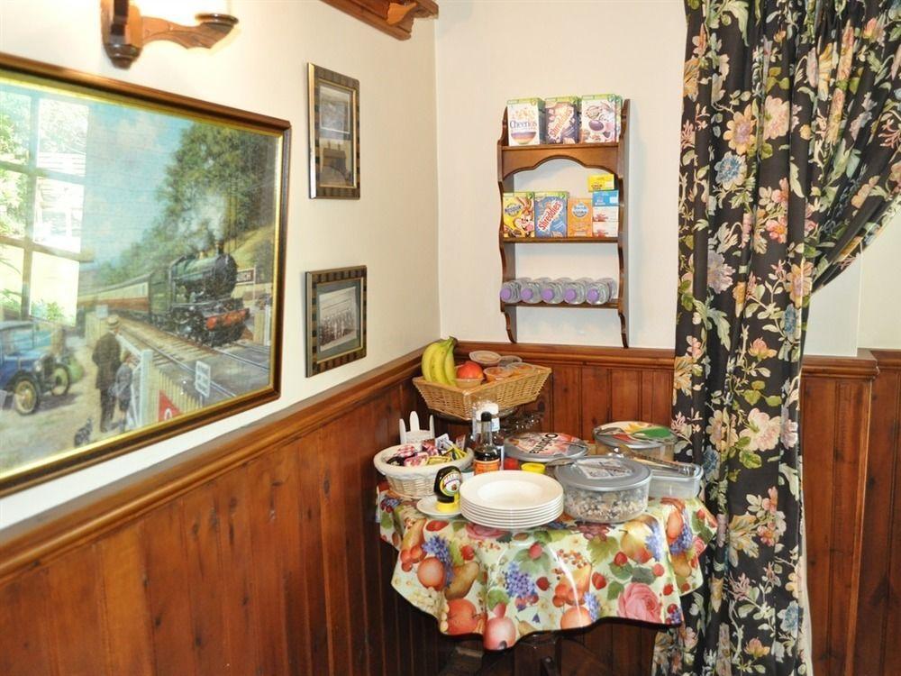 Station Farm Guest House Church Fenton Экстерьер фото
