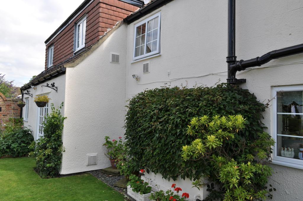 Station Farm Guest House Church Fenton Экстерьер фото